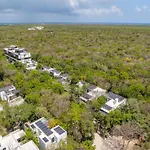 Casa & Villa Chiit - 2 Homes With Different Shared Amenities