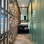 Iik By Groovy Stays- A Hip Condo-hotel With Wifi, Rooftop, Pool, Sleeps 6 Apartahotel