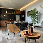 Iik By Groovy Stays- A Hip Condo-hotel With Wifi, Rooftop, Pool, Sleeps 6 4* Tulum