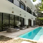 Stay Wild La Veleta Villa