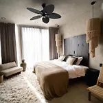 Luxury Twin Villas, 4 Private Pools, 2 Rooftops, Bbq, Near *