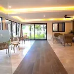 Super Penthouse Maranay For 12 Guests