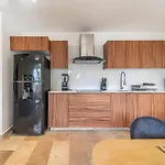 Lux With Private Plunge Pool And Gym