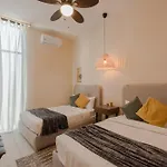 Tanah Manor *