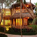 Hotel Alaya By Ahau Collection 4*
