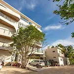 Luxury Beachfront Getaway Tankah Bay