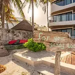 Luxury Beachfront Getaway Tankah Bay