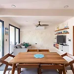 Departamento amplio con balcon y mini alberca privada
