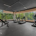 3 Rec. C/Piscina Privada | Espacioso | Gym
