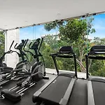 Exclusive Spacious 2 Bedroom Apartment With Private Pool And Amazing Audio System