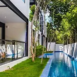 Rooftop Pool Paradise With Jungle Views