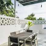 Luxury Villa, 4 Pools - Club - Nocturna Sahara Villa