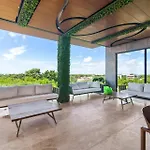 Menesse Hideaway - Elegant Bohemian Apartamento
