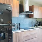 Aldea Dream Home Modern Designer 2 Floor Penthouse Sleeps 8