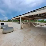 Escapada En La Selva: Acogedor Departamento