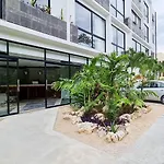 Bora Studio Near Beach & Town Free Beach Club