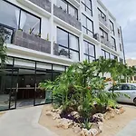 Bora Studio Near Beach & Town Free Beach Club