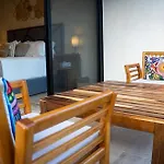 Relax In Style Charming Rooftop Apt W/Pool, Sauna