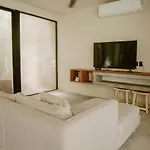 Villa Maracuyá: With 3 Jacuzzi, Private Pool, Chef&spa *