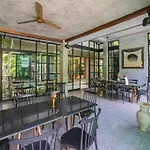 Exclusive Ph Art House Free Access 2 The Beach