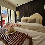 Loch By Bunik Aparthotel 3*
