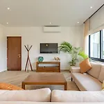 Oasis Yaaxlum Tulum