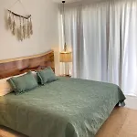 Muuk Apartahotel *