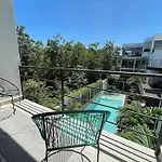 Caracol Garden Villa In Forest Nook