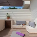 Villa Asana Leaf *