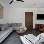 Asana Leaf Tulum
