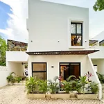 Best Townhouse With Private Pool In La Veleta