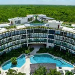 The Melina - Pool & Skyview Bar 5Min To Beach
