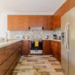 Сasa de vacaciones Unwind At Magdalena, Private With 3 Bedrooms, Rooftop Pool And Fast Wi-fi For Digital Nomads *
