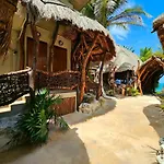 Cabañas Playa Condesa