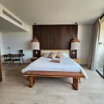Apartamento 2 Bedroom In Mistiq Gardens With Pool And Gym
