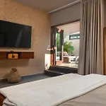 Villa Luxury Vibes Pool With Jacuzzi Concierge 5br