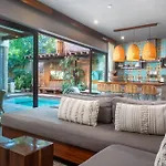 Luxury Vibes Pool With Jacuzzi Concierge 5br Tulum