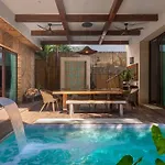 Villa Luxury Vibes Pool With Jacuzzi Concierge 5br *