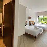 Holiday home Oasis Yaaxlum *