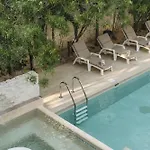 Villa Elegant Gated Place Full Concierge *