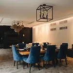 Elegant Gated Place Full Concierge Villa *