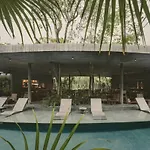 Barneys Ny Black Penthouse Pool Concierge