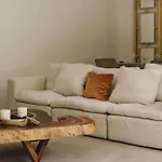 Luxe 8Br Double Villa, Gated, Patio & Pool