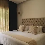 Luxe 8br Double Villa, Gated, Patio & Pool Сasa de vacaciones