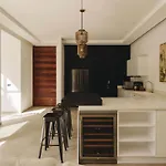 Сasa de vacaciones Luxe 8br Double Villa, Gated, Patio & Pool *