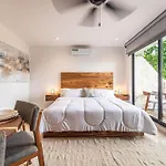 King With Balcony, Gym, Rooftop Pool * Tulum