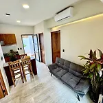 Apartamento Chic 2br Condo, Private Jacuzzi And 2 Free Bikes Tulum