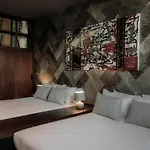 Barneys Ny Twin Penthouses - 2 Pools - Concierge
