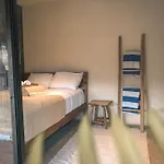 Meteora & Coffeehouse Hostal Tulum