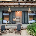 Meteora Stay & Coffeehouse Tulum